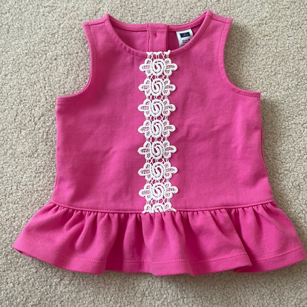 NWOT Peplum pink top with design details